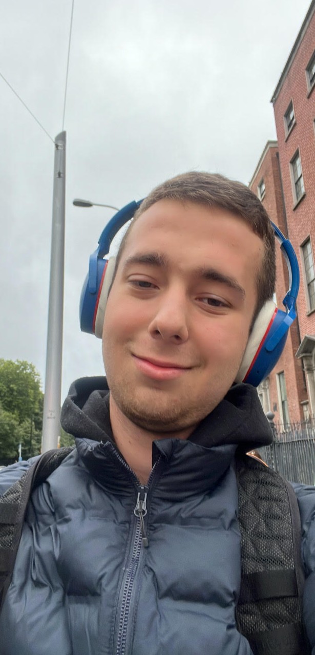 Image Portrait that display the author image. Name of the author is Samuel Attila Zemes